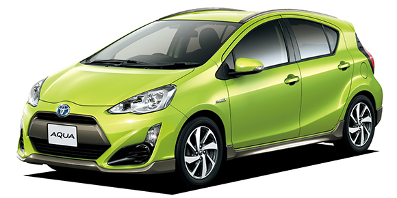 トヨタ　アクア　1 . 5　X – URBAN