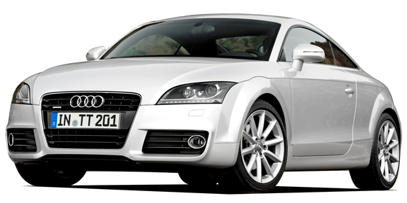 アウディ　T T　クーペ　2 . 0　T F S I　クワトロ　4 WD