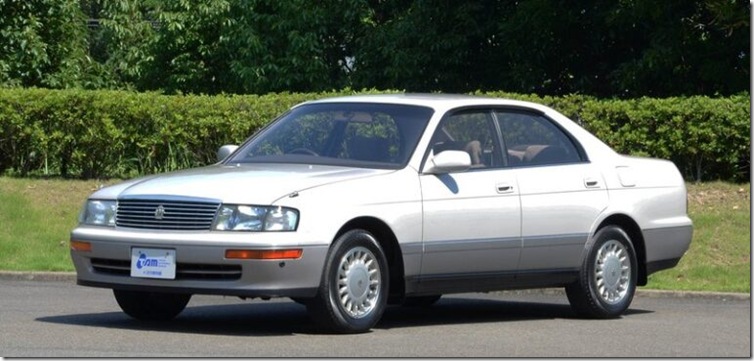 9代目-トヨタ-クラウン-ハードトップ-JZS143型1992年-768x365