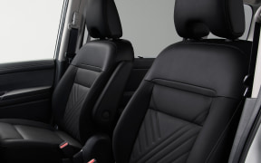 a005_m - 自社ローン中古車販売専門店 ファンカーズ