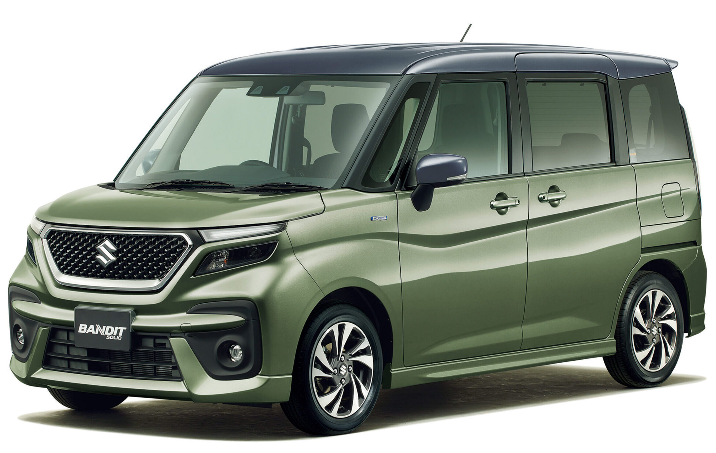 スズキ　ソリオ　1 . 2　バンディット　ハイブリッド　M V